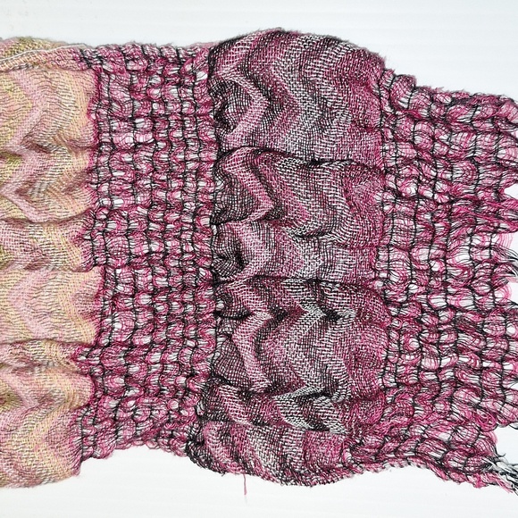 AMICI ACCESSORIES Set Of 4 Scarfs - Picture 8 of 12